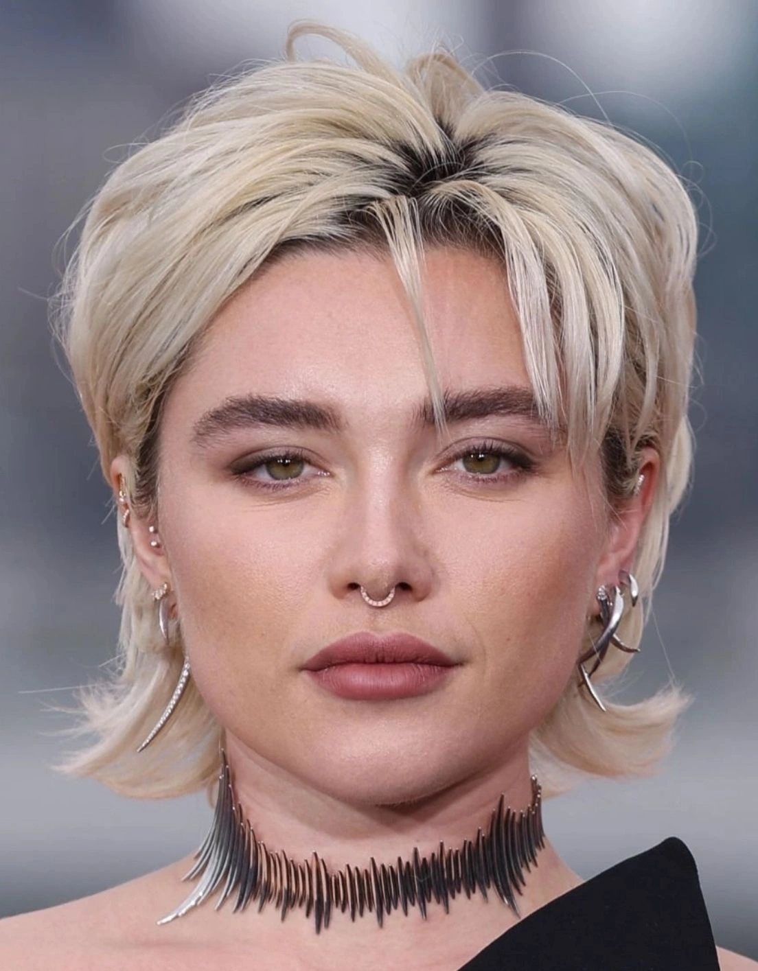 Florence Pugh corte pixie