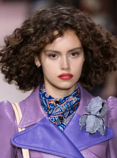 peinado bob con ondas naturales